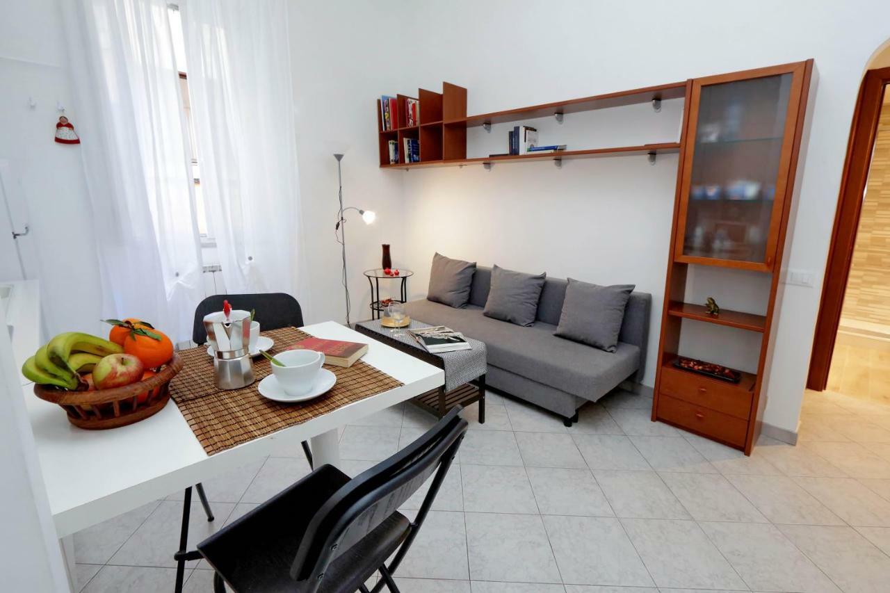 Lungaretta4 Appartement Rome Buitenkant foto