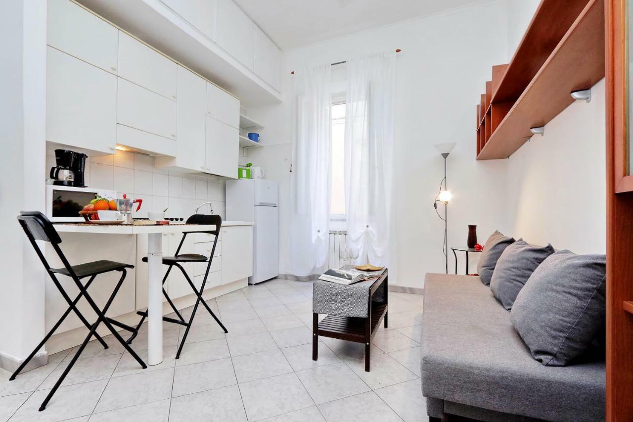 Lungaretta4 Appartement Rome Buitenkant foto
