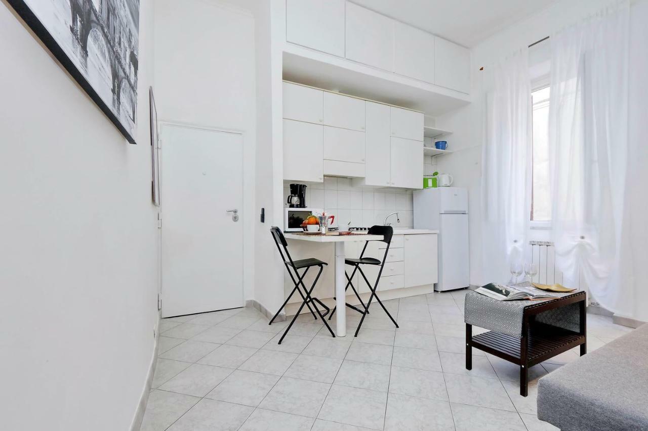 Lungaretta4 Appartement Rome Buitenkant foto